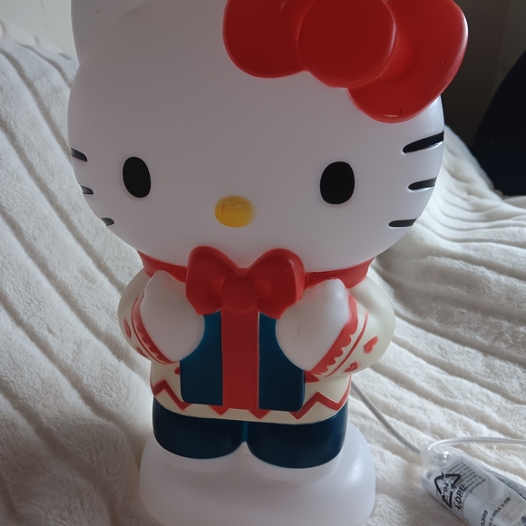 Hello Kitty Lighted 12" Big - Picture 6 of 7